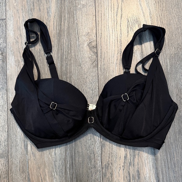 Agent Provocateur Other - Agent Provocateur Black Bra with Strap Details